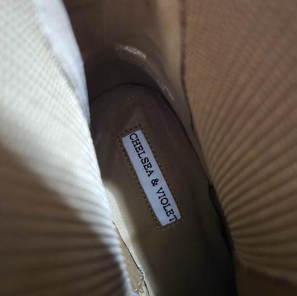 Elegant Tan Ankle Booties By Chelsea & Violet Size 8 NWOB! Never Worn! - Picture 7 of 9